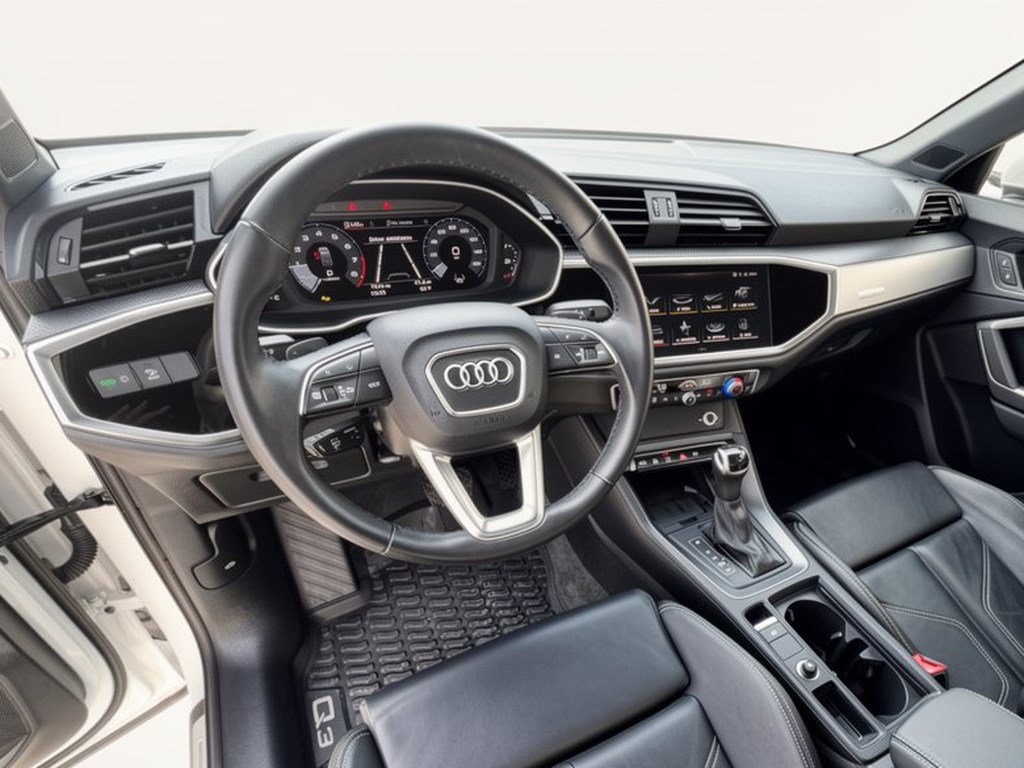 Certified 2025 Audi Q3 2.0T Premium w/ Convenience Package AWD/4WD image 4