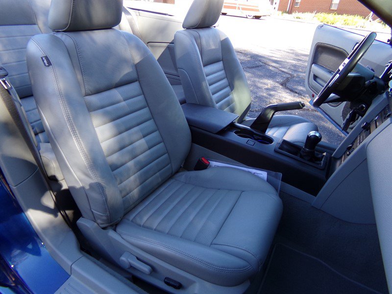 Used 2008 Ford Mustang GT RWD image 32
