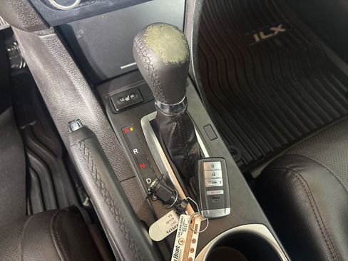 Used 2017 Acura ILX w/ Premium Package image 21