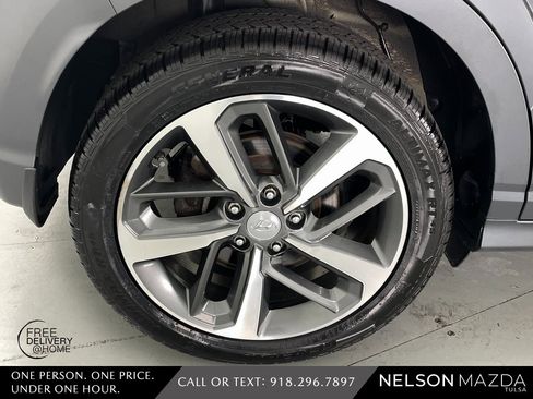 Used 2021 Hyundai Kona Ultimate w/ Cargo Package image 12