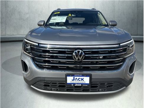 New 2026 Volkswagen Atlas SEL image 5