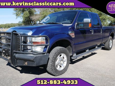 Used 2010 Ford F250 XLT image 1