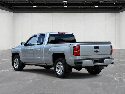 Used 2018 Chevrolet Silverado 1500 LT w/ All Star Edition AWD/4WD image 3