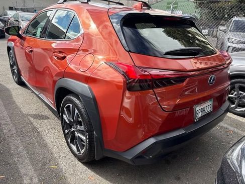 Used 2019 Lexus UX 250h w/ Premium Package AWD/4WD image 5
