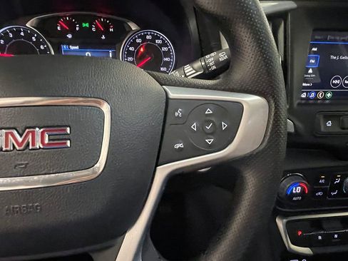 Used 2024 GMC Terrain SLE w/ Driver Convenience Package AWD/4WD image 37