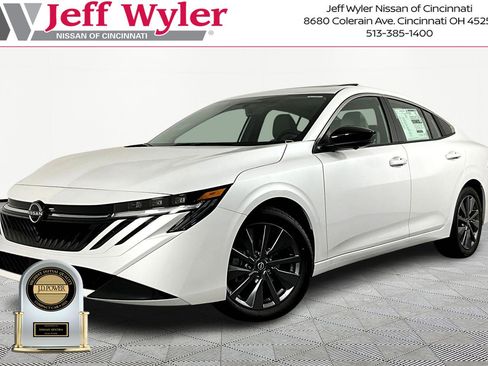 New 2026 Nissan Sentra SL FWD image 1