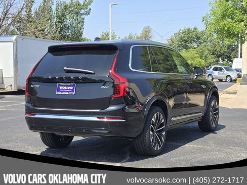 Used 2026 Volvo XC90 B6 Plus w/ Protection Package Premier AWD/4WD image 5