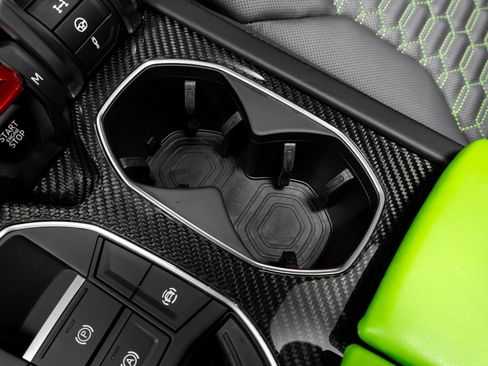 Used 2022 Lamborghini Urus image 86