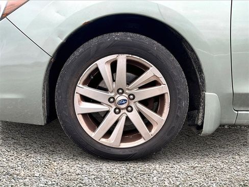 Used 2016 Subaru Impreza 2.0i Premium image 8