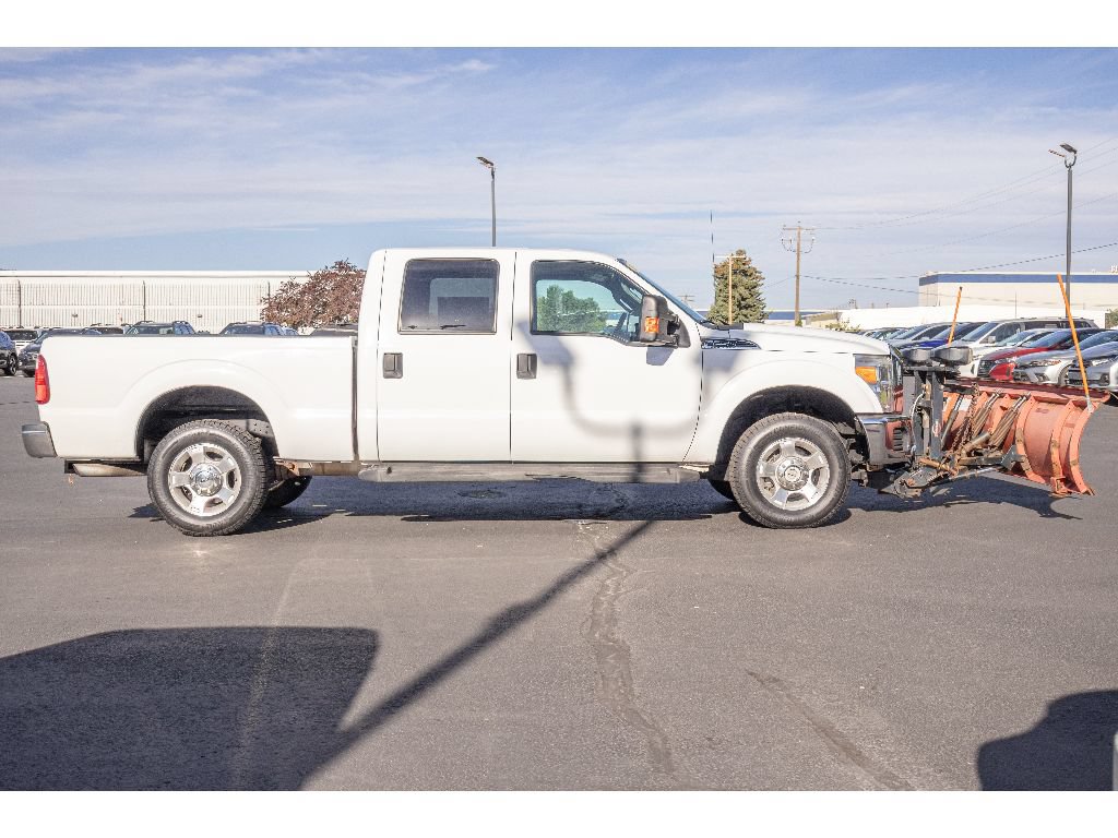 Used 2015 Ford F250 XLT w/ XLT Interior Package AWD/4WD image 2