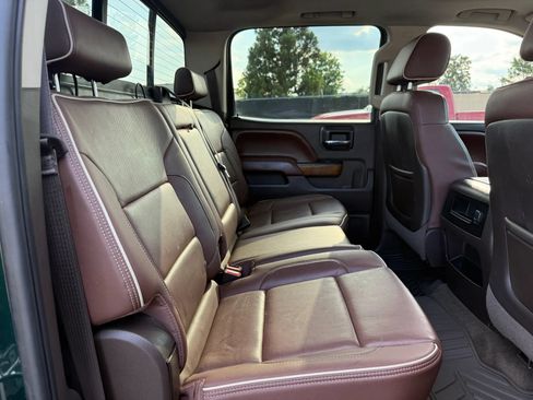 Used 2015 Chevrolet Silverado 1500 High Country w/ High Country Premium Package AWD/4WD image 20