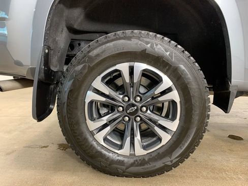 Used 2022 Chevrolet Colorado Z71 image 38