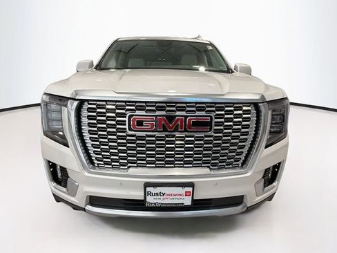 Used 2024 GMC Yukon Denali w/ LPO, Floor Liner Package AWD/4WD image 2