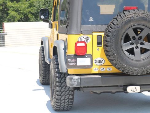 Used 2004 Jeep Wrangler X w/ Convenience Group AWD/4WD image 64
