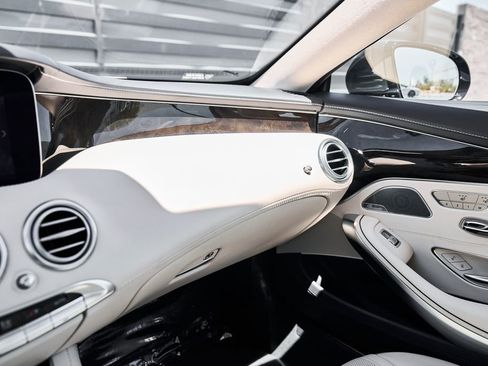 Used 2020 Mercedes-Benz S 560 4MATIC Coupe image 66