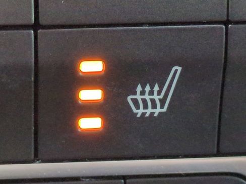 Used 2021 Jeep Wrangler Unlimited Rubicon w/ Dual Top Group image 22