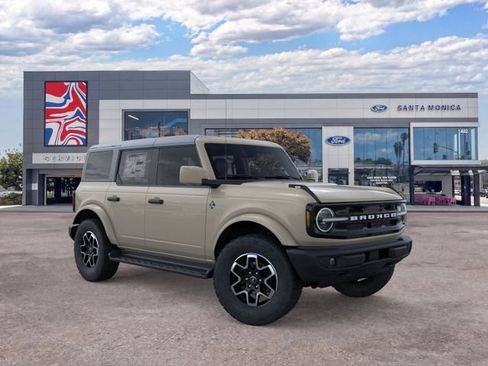 New 2026 Ford Bronco Outer Banks AWD/4WD image 7