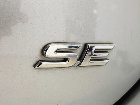 Used 2023 Toyota Camry SE FWD image 30