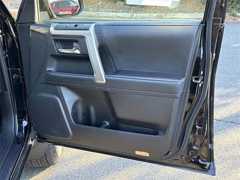 Used 2024 Toyota 4Runner SR5 image 8