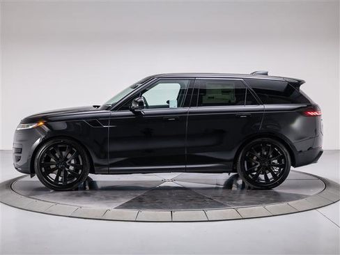 New 2026 Land Rover Range Rover Sport SE image 2