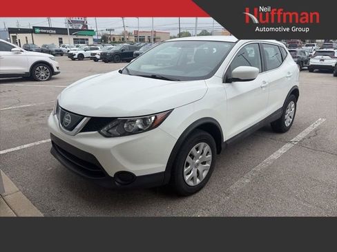 Used 2019 Nissan Rogue Sport S FWD image 1