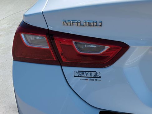 Used 2024 Chevrolet Malibu LT image 9