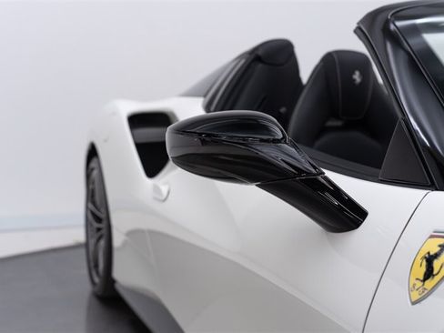 Used 2017 Ferrari 488 Spider RWD image 23
