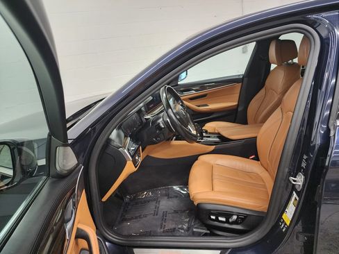 Used 2020 BMW 530i xDrive w/ Executive Package AWD/4WD image 12