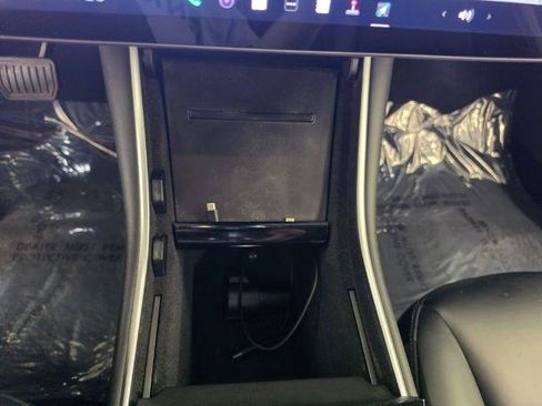 Used 2019 Tesla Model 3 Mid Range RWD image 18