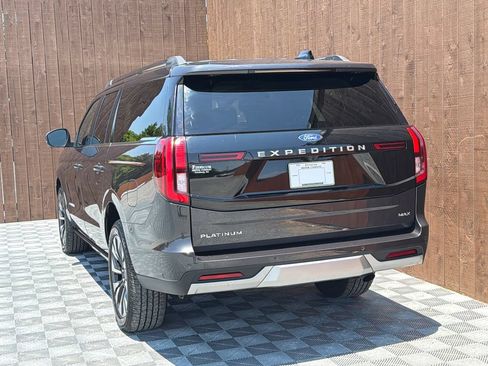 Used 2025 Ford Expedition Max Platinum w/ Driver's Package AWD/4WD image 17
