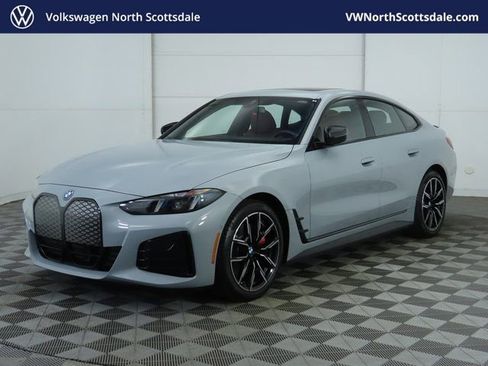 Used 2025 BMW i4 eDrive40 w/ M Sport Package image 1