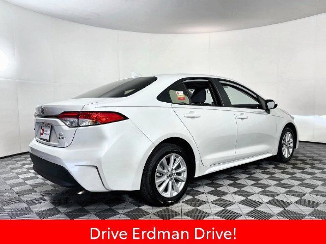 Certified 2026 Toyota Corolla LE w/ LE Premium Package FWD image 22