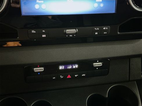 New 2025 Mercedes-Benz Sprinter 2500 image 16