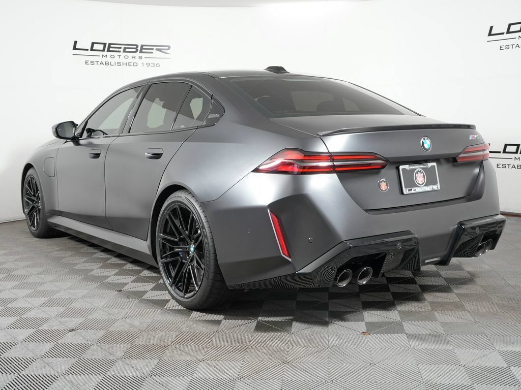 Used 2026 BMW M5 w/ Carbon Package AWD/4WD image 3