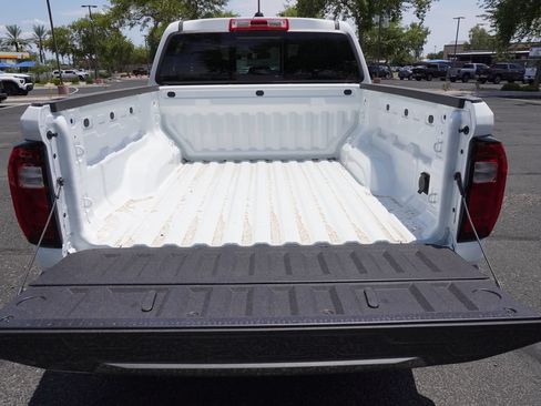 New 2026 GMC Canyon Elevation w/ Convenience Package RWD image 8