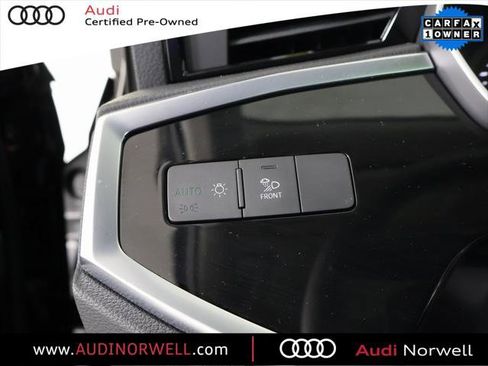 Certified 2025 Audi Q3 2.0T Premium w/ Convenience Package image 27