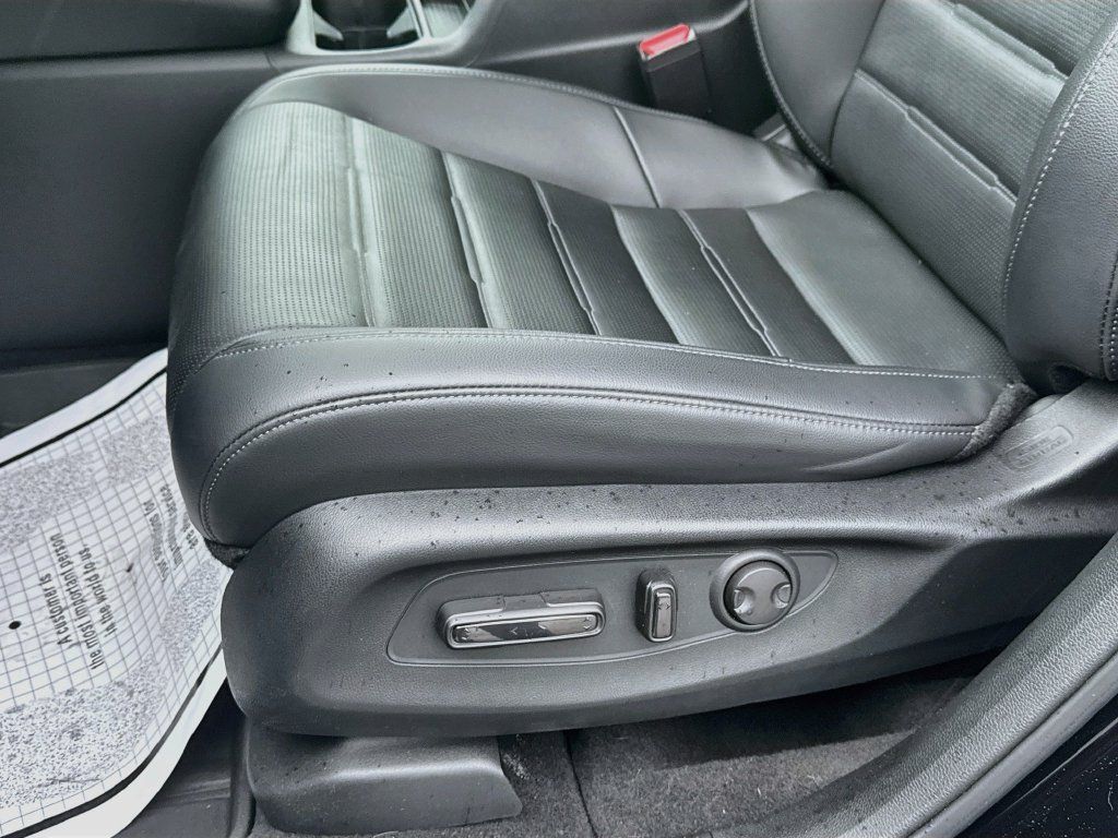 Used 2024 Honda CR-V EX-L image 18