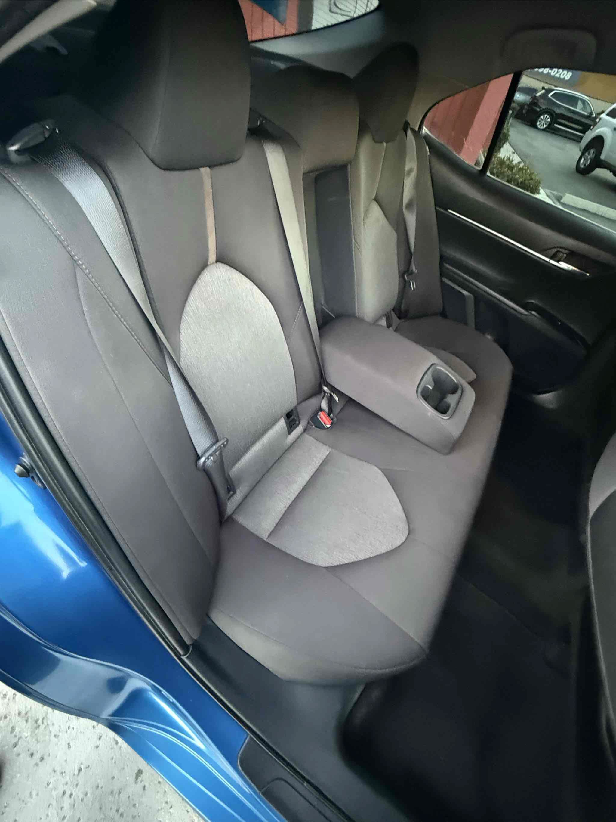 Used 2020 Toyota Camry LE w/ Carpet Mat Package FWD image 65