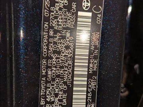 New 2026 Toyota Prius Plug-In Hybrid FWD image 17