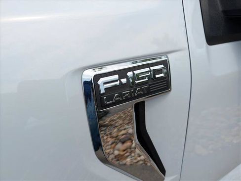 Used 2022 Ford F150 Lariat w/ Equipment Group 502A High AWD/4WD image 10