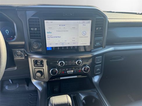 New 2025 Ford F150 Lariat w/ Equipment Group 502A High image 13