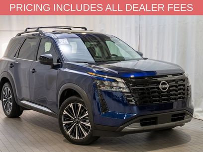 Used 2026 Nissan Pathfinder Platinum w/ Cargo Package