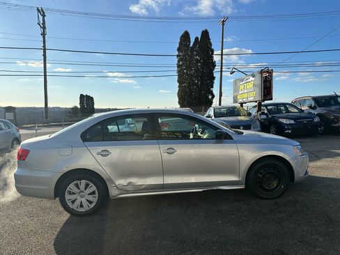 Used 2012 Volkswagen Jetta S image 6