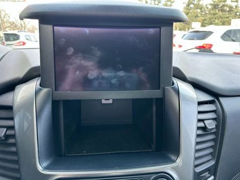 Used 2018 Chevrolet Tahoe LT image 25