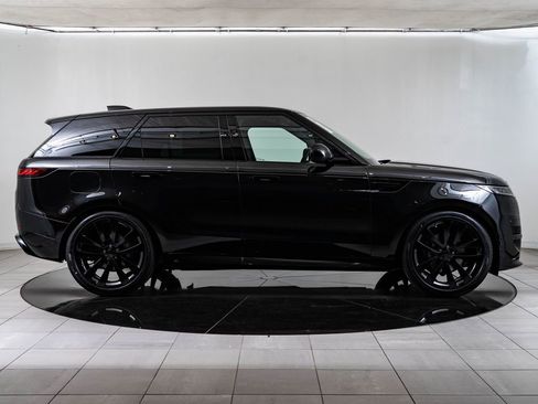New 2026 Land Rover Range Rover Sport Dynamic SE AWD/4WD image 11
