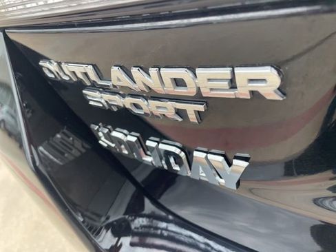 Used 2025 Mitsubishi Outlander Sport SE image 16