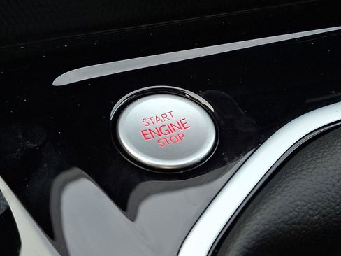 Used 2024 Volkswagen GTI SE image 32