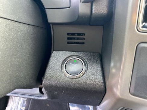 Used 2019 Ford Expedition Max XLT RWD image 29