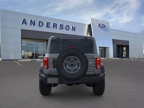 New 2025 Ford Bronco 4-Door w/ Sasquatch Package AWD/4WD image 5