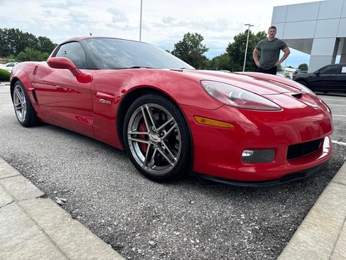 Used 2008 Chevrolet Corvette Z06 w/ Preferred Equipment Group RWD image 2